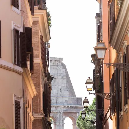 Apartment Monti Stunning With Terrace Rome