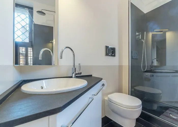 Monti Stunning With Terrace *